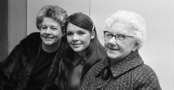 grandma-with-daughter-and-granddaughter-blog